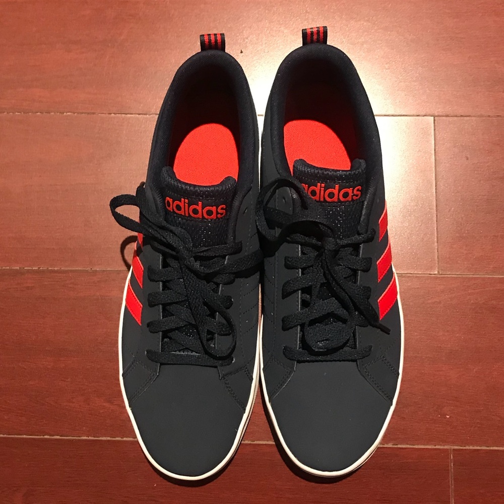 Adidas brand new man sneakers - Picture 2 of 3